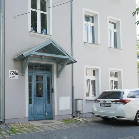 3-bedroom *